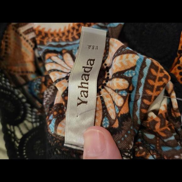 NWT Yahada small brown & blue print v neck ruffle layered short sleeve top - Picture 4 of 5